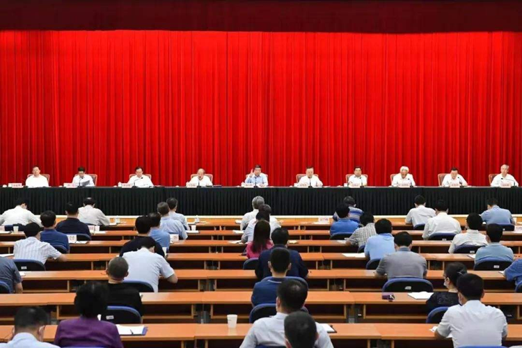 全國發(fā)展改革環(huán)資工作會議：持續(xù)抓好塑料污染全鏈條治理，統(tǒng)籌有序推進(jìn)碳達(dá)峰碳中和